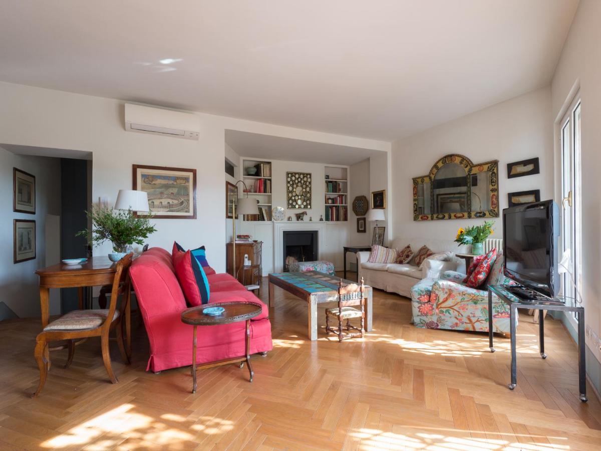 Apartment Piazza Lovatelli Luxury Penthouse *
