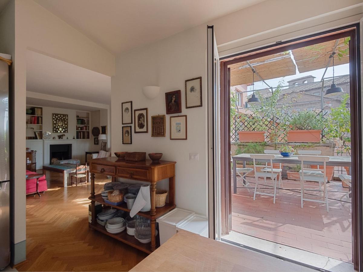 Piazza Lovatelli Luxury Penthouse Apartment *