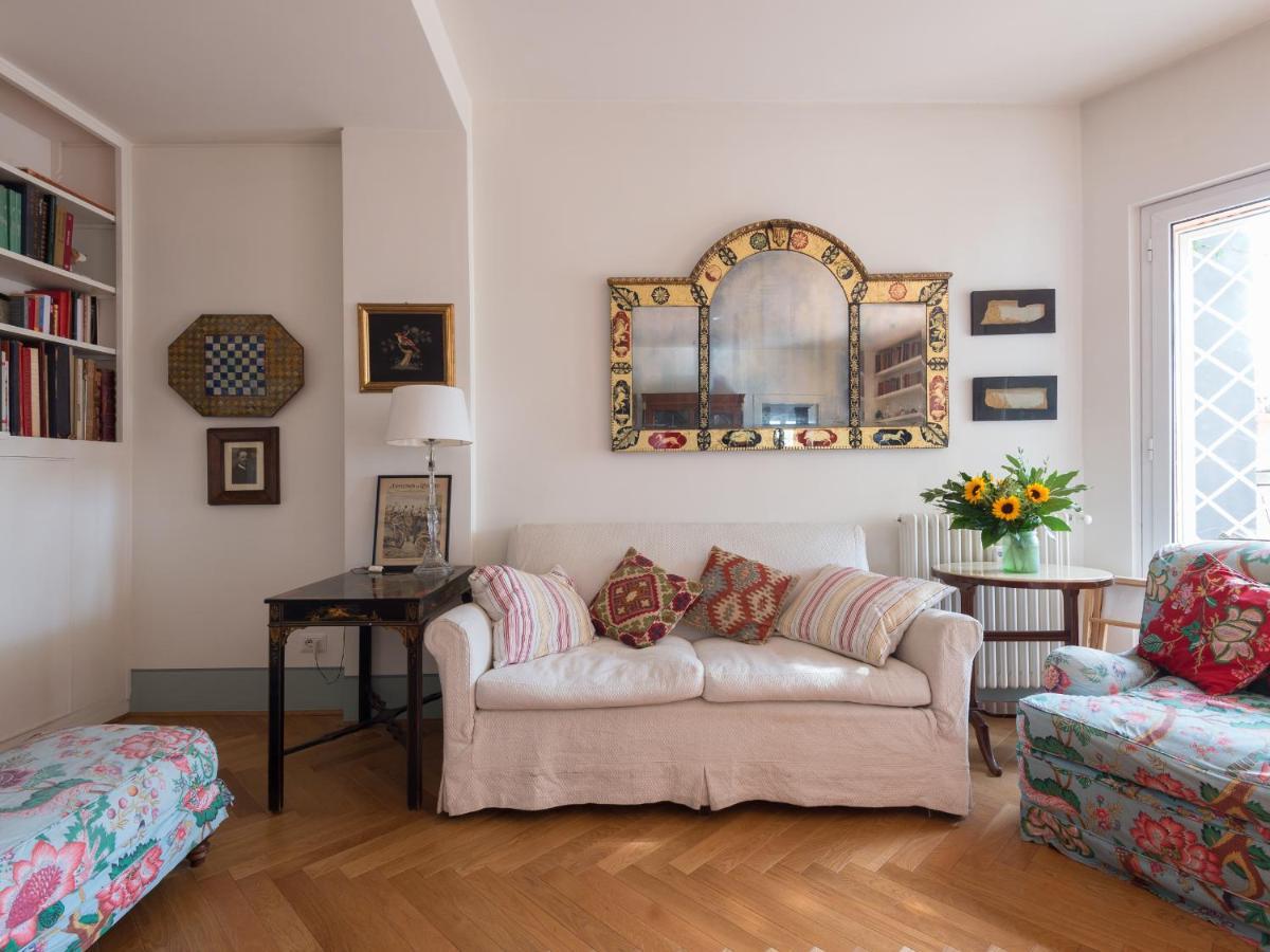 Piazza Lovatelli Luxury Penthouse Apartment Rom