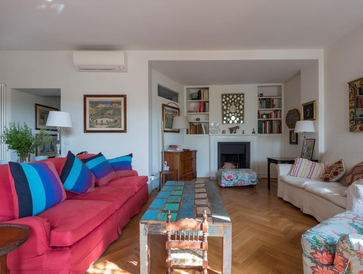 Piazza Lovatelli Luxury Penthouse Apartment
